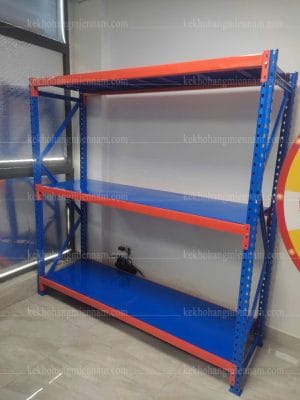 kệ trung tải 3 tầng
